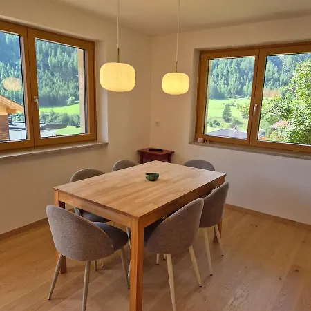 Mit Terrasse Im Bergsteigerdorf Apartmán